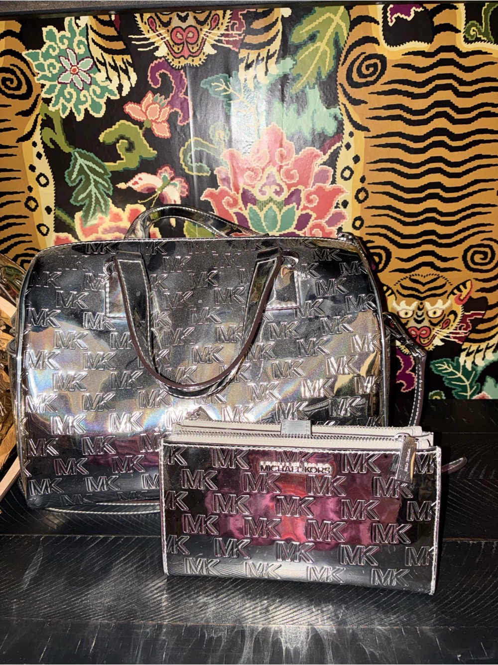 Michael Kors set Silver MK Monogram Dome Satchel with Matching Wristlet